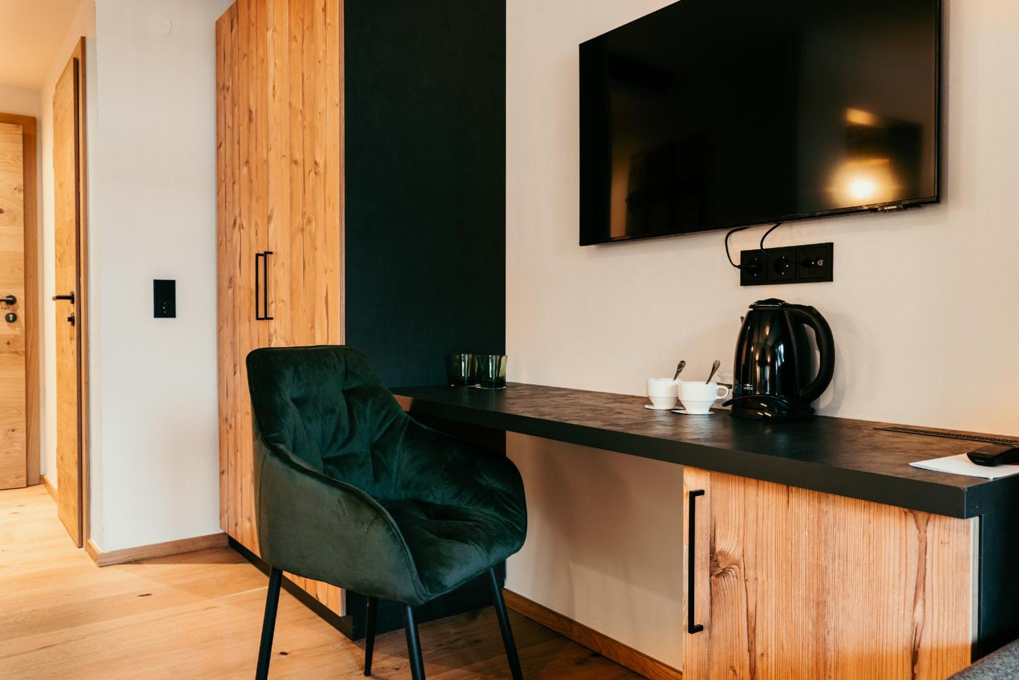 Hotel Gluecksschmiede - Hinterglemm Заалбах-Хинтерглем Екстериор снимка