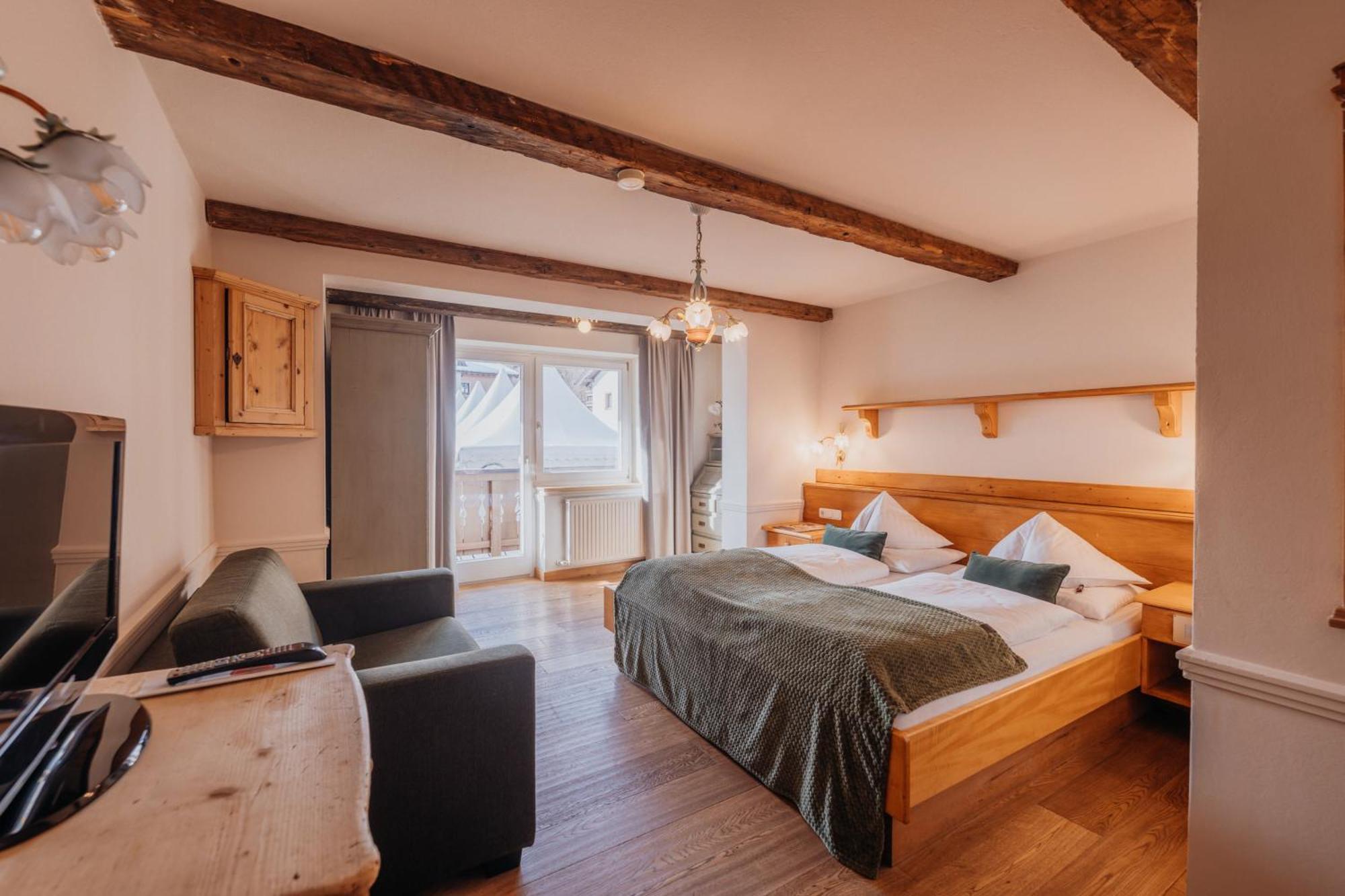 Hotel Gluecksschmiede - Hinterglemm Заалбах-Хинтерглем Екстериор снимка